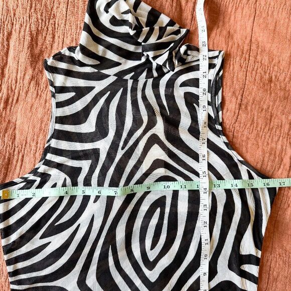 AFRM Zebra Print Sheer Turtleneck Tank Top Size Large NWT - Picture 4 of 4